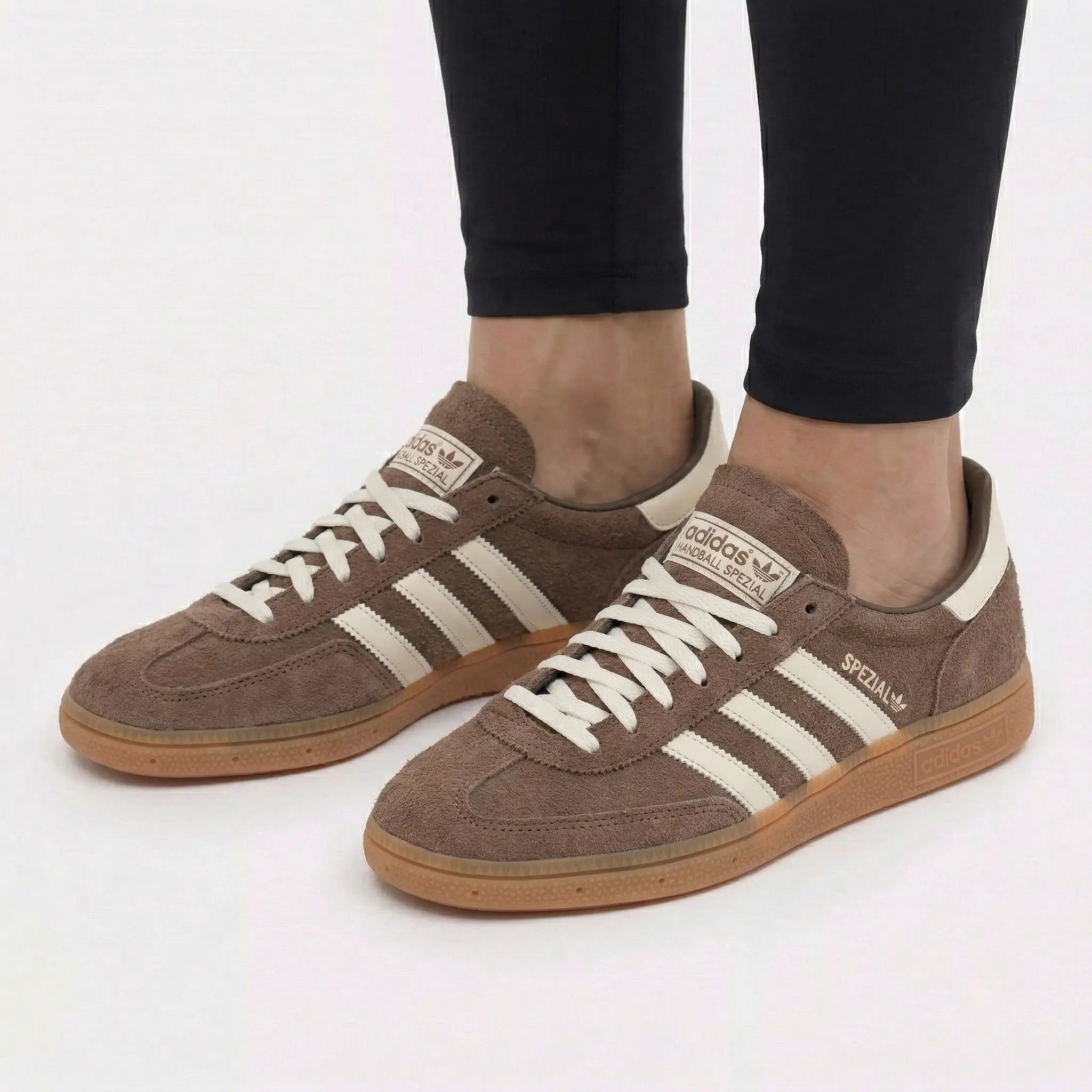 Everyday Court Classic Casual Sneakers